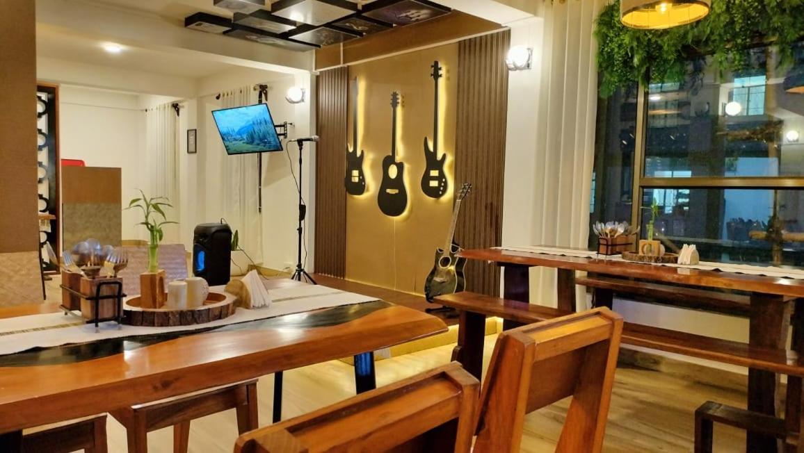 Aroma Inn Shillong Exterior foto