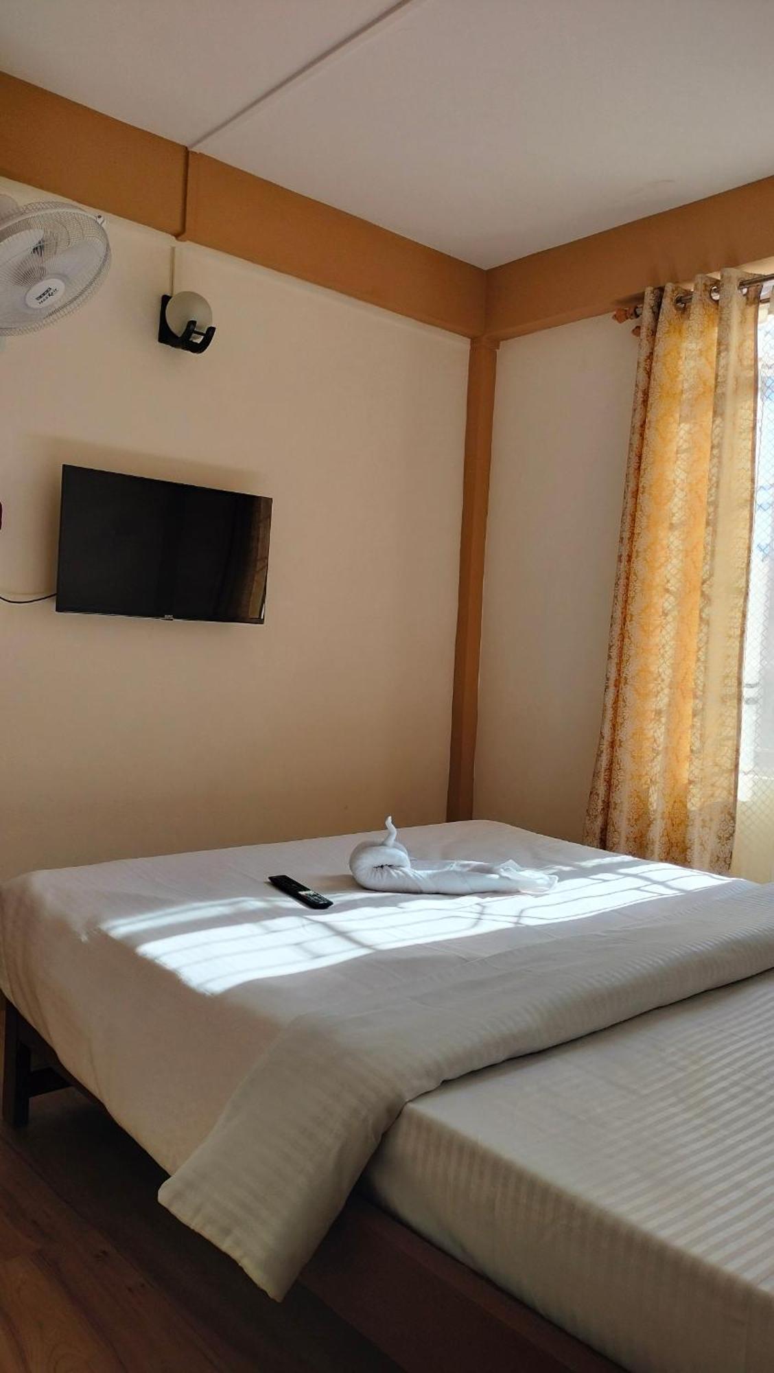 Aroma Inn Shillong Exterior foto
