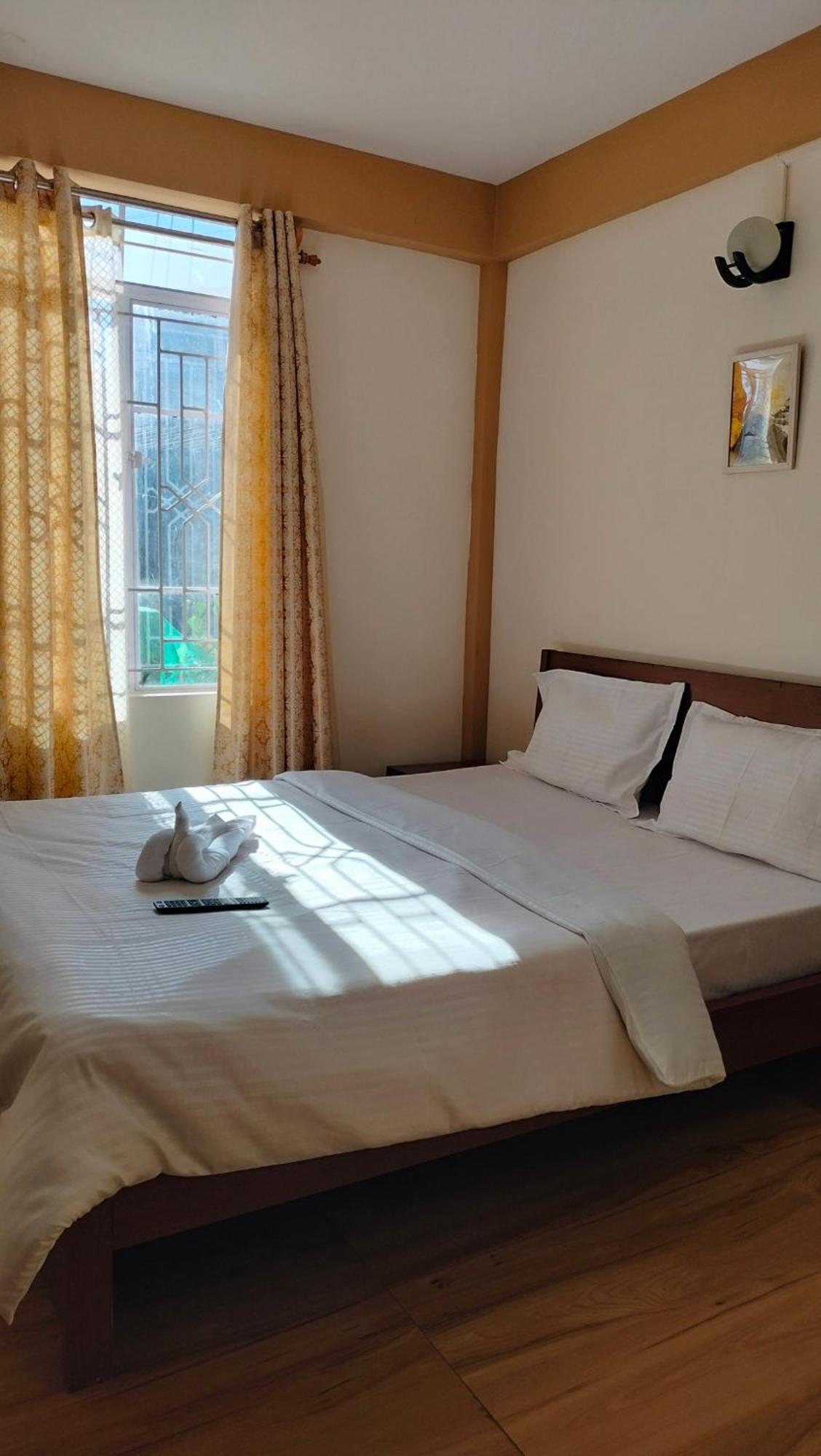 Aroma Inn Shillong Exterior foto