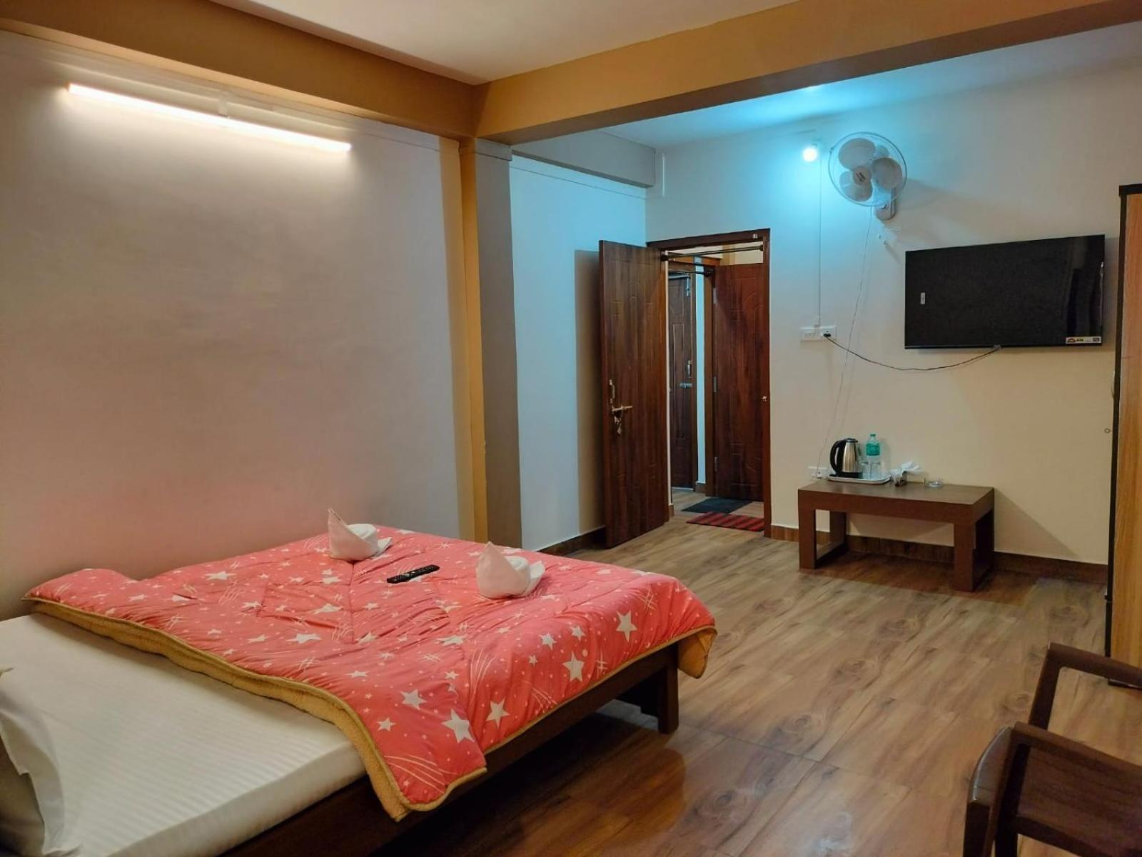 Aroma Inn Shillong Exterior foto