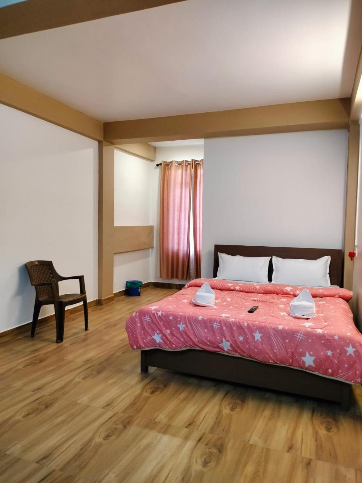 Aroma Inn Shillong Exterior foto